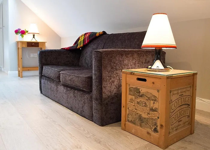 John R's Отель типа 